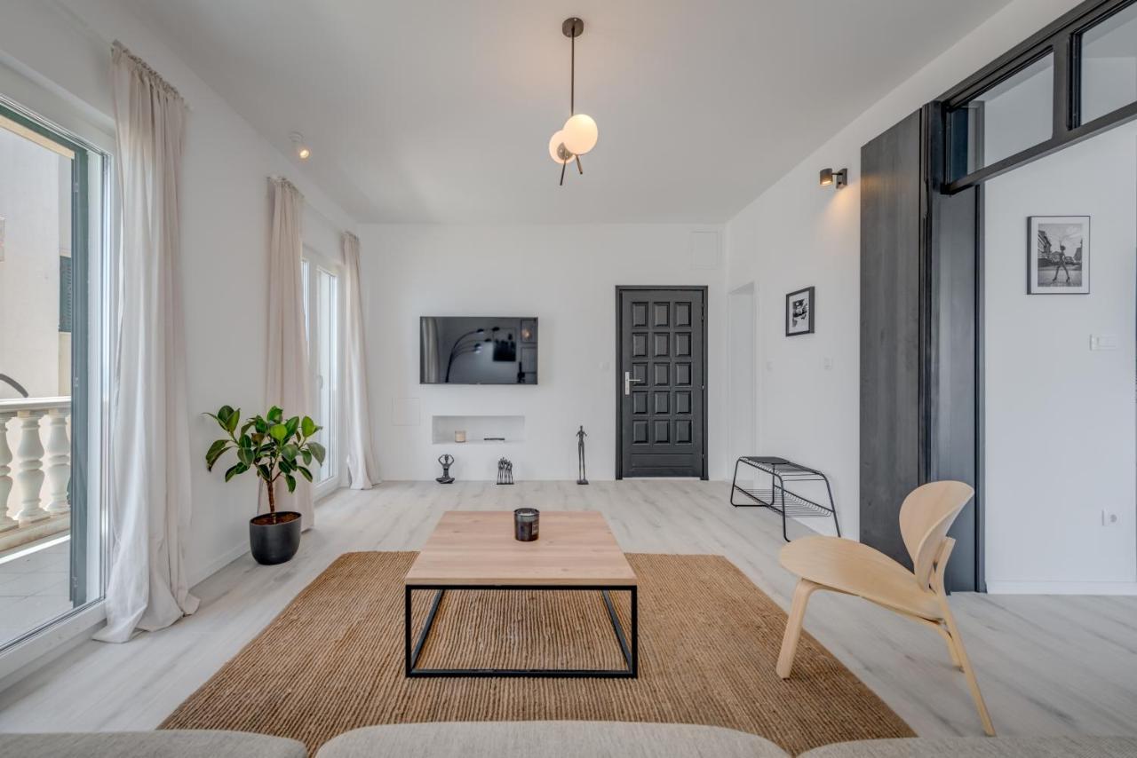 ספליט Beachfront Apartments מראה חיצוני תמונה