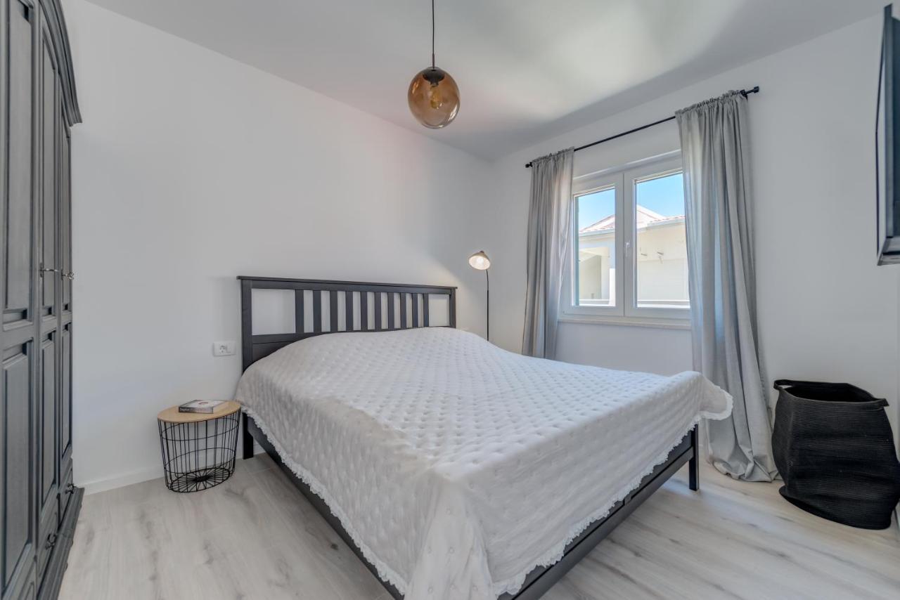 ספליט Beachfront Apartments מראה חיצוני תמונה