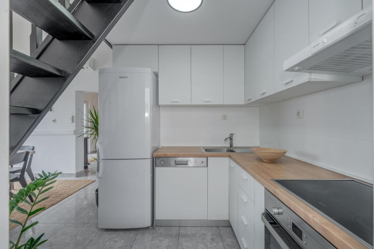 ספליט Beachfront Apartments מראה חיצוני תמונה